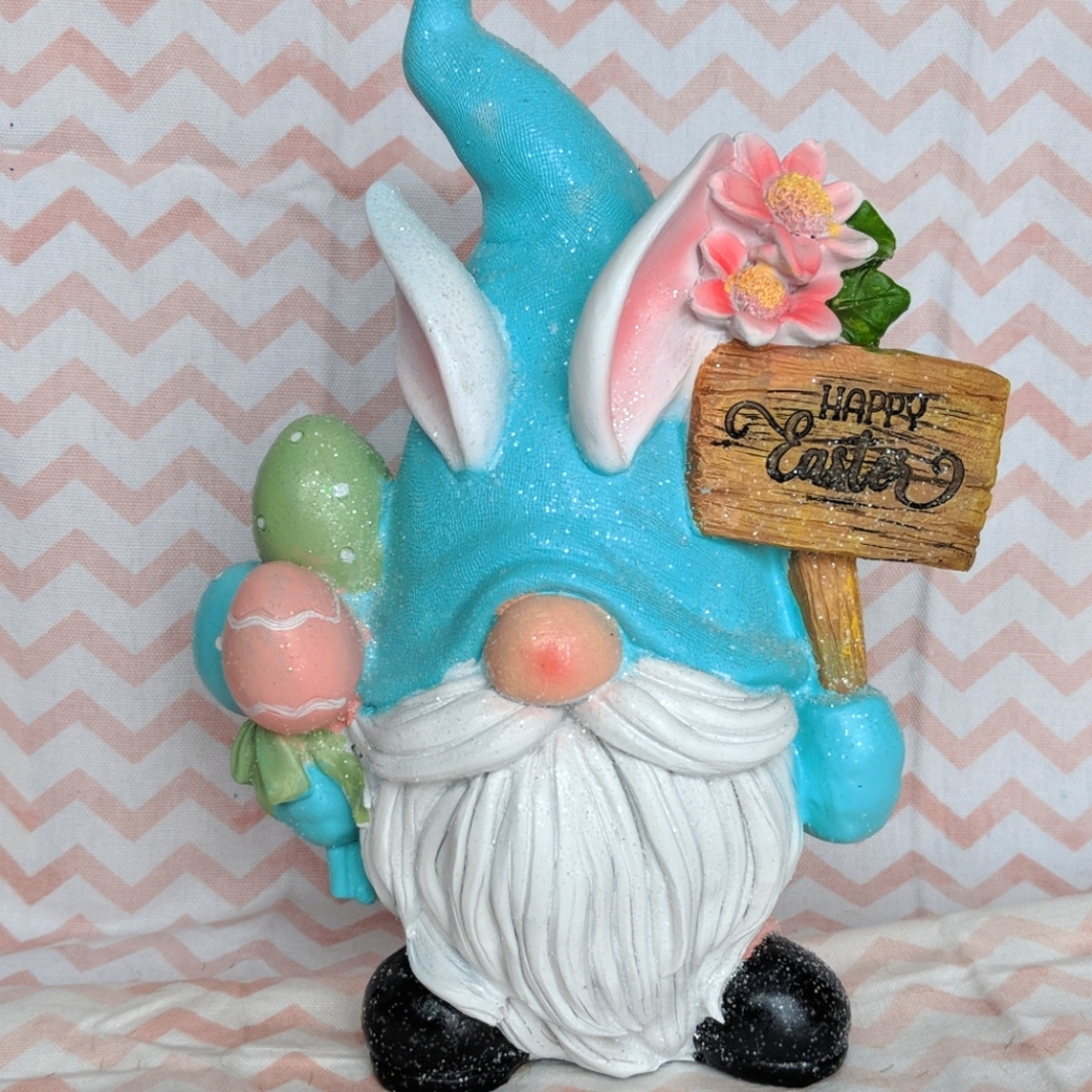 New - Happy Easter Gnome - 9 1/2"